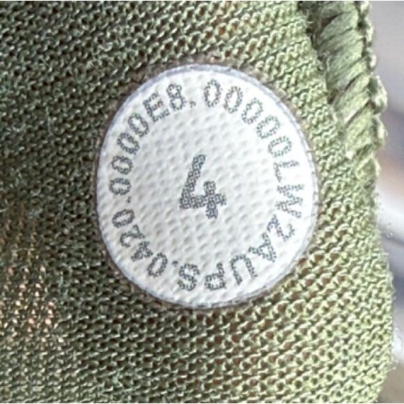 Lululemon Flow Y Bra Nulu *Light Support in Heritage 365 Camo Green Twill Multi - Picture 8 of 8